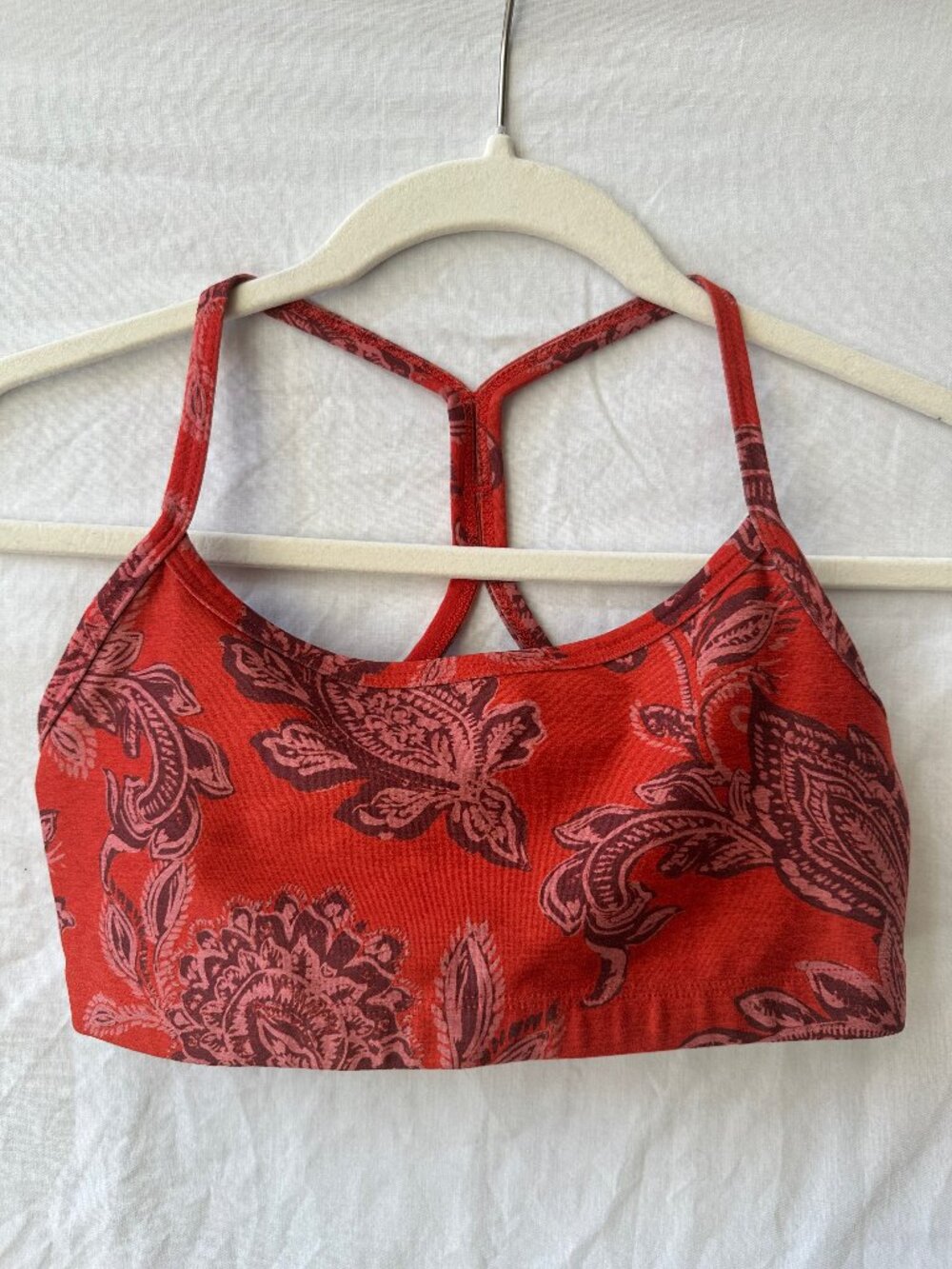 Beyond Yoga Paisley SoftMark Slim Racerback Sports Bra Chai Paprika Paisley S